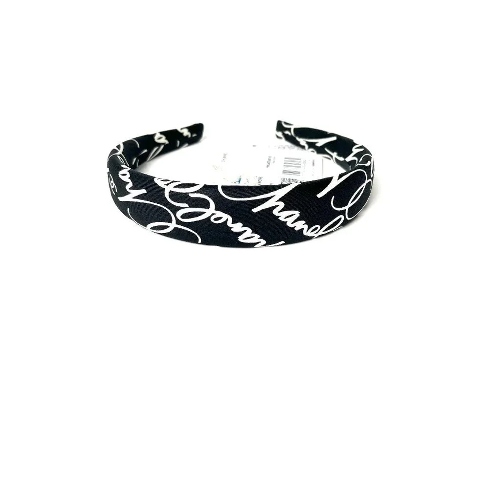 CHANEL Black and White Hairband